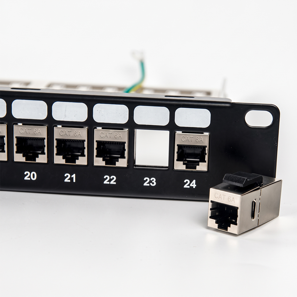 24-портовая проходная патч-панель Cat6A STP высотой 1U | 19-дюймовая экранированная панель линейного соединителя RJ45 — WebiT